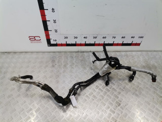 патрубок радиатора Volkswagen Touareg 2 поколение 2012, 3.0 л., АКПП, внедорожник 5 дв., 7P6121070AK