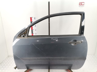 дверь передняя левая Ford Focus 1 поколение [рестайлинг] 2002, 1.6 л., МКПП, хетчбэк 3 дв., 1430144