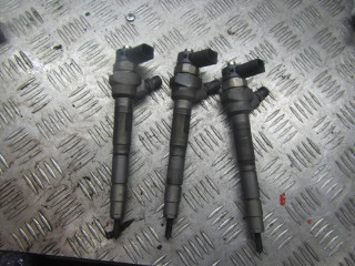 форсунка Volkswagen Passat B6 2006, 2.0 л., 03L130277J