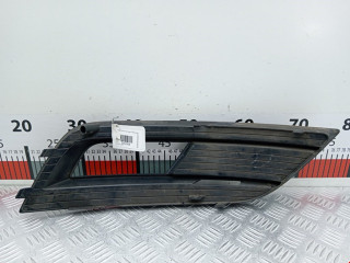 заглушка (решетка) в бампер Audi A4 B8/8K 2008, 2.0 л., МКПП, седан, 8K0807681K