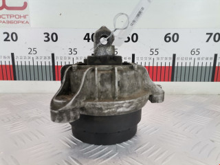 подушка крепления двигателя BMW 5 серия F07/F10/F11 2012, 3.0 л., АКПП, седан, 22116859845