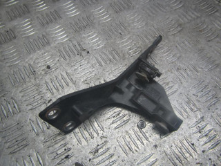 кронштейн (крепление) Audi A4 B7 2007, 2.0 л., МКПП, универсал, 8E0805363