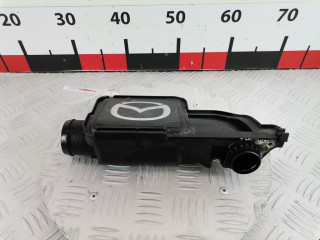 патрубок интеркулера Mazda 2 1 поколение DY 2003, 1.4 л., МКПП, хетчбэк 5 дв., Y4011319XA