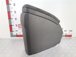 подлокотник Toyota Prius 3 поколение 2009, 1.8 л., АКПП, хетчбэк 5 дв., 5890147090B2