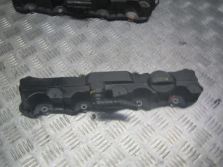 клапанная крышка Peugeot 307 1 поколение 2003, 1.6 л., 9638570180