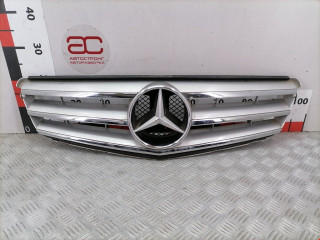 решетка радиатора Mercedes-Benz C-Класс W204/S204 2009, 2.2 л., МКПП, седан, A2048800023