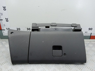 бардачок Mazda 626 GE 1994, 2.0 л., МКПП, седан