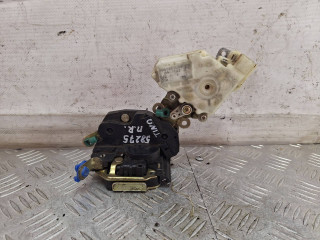 замок двери передней правой Nissan Almera Tino V10 2003, 8055261U66