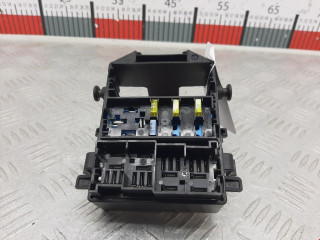 блок реле Renault Laguna 2 поколение 2001, 1.8 л., МКПП, универсал, 8200003634