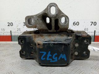 подушка крепления двигателя Volkswagen Tiguan 1 поколение 2008, 2.0 л., МКПП, внедорожник 5 дв., 5N0199555