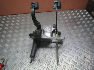 узел педальный (блок педалей) Mercedes-Benz Vario W670 2002, 6682900919