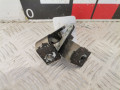 петля крышки багажника Volkswagen Golf 3 поколение 1996, 1.9 л., МКПП, хетчбэк 5 дв., 1H6827301 - фото №2