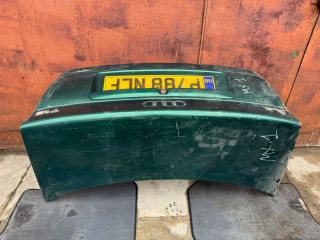 крышка багажника (дверь 3-5) Audi A4 B5 1996, седан