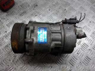 компрессор кондиционера Volkswagen Golf 4 поколение 2003, 1.9 л., 1J0820803K
