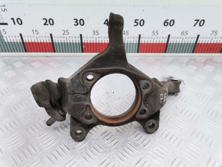 кулак поворотный правый Toyota Auris 1 поколение 2007, 2.0 л., МКПП, хетчбэк 5 дв.