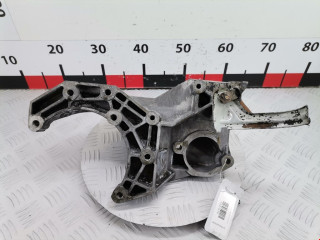 кронштейн компрессора кондиционера Opel Omega B 1997, 2.0 л., МКПП, седан, 90501940