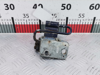петля двери Volkswagen Passat B5 2001, 2.0 л., МКПП, универсал, 3B4833411D