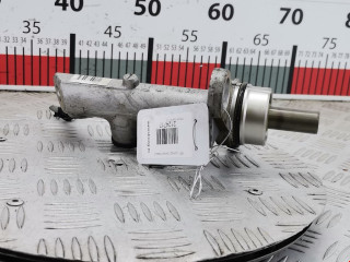 цилиндр тормозной главный Renault Megane 2 поколение 2004, 2.0 л., АКПП, универсал, 7701207697