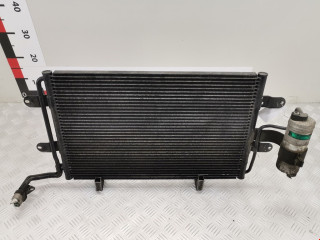 радиатор кондиционера Volkswagen 2001, 2.0 л., МКПП, универсал, 1J0820413N