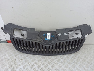 решетка радиатора Skoda Fabia 2 поколение [рестайлинг] 2011, 5J0853668