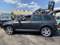 патрубок радиатора Volkswagen Touareg 1 поколение 2005, 5.0 л., АКПП, внедорожник 5 дв., 7L6121070AP - фото №9