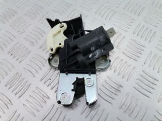 замок багажника Volkswagen Passat B6 2009, 2.0 л., МКПП, седан, 4F5827505D