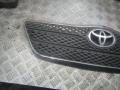 решетка радиатора Toyota Corolla 9 поколение (E120/E130) 2002, 1.6 л., МКПП, хетчбэк 5 дв. - фото №5