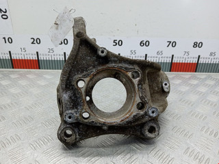 кулак поворотный правый Volkswagen Passat B6 2009, 2.0 л., МКПП, универсал, 3C0407254F