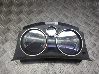 щиток приборов (приборная панель) Opel Astra H 2005, 1.9 л., МКПП, универсал, 13225980