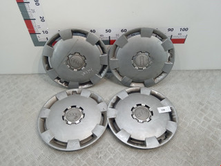 колпак колесный Audi A6 4B/C5 2000, 2.5 л., МКПП, универсал, 8Z0601147A