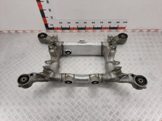 балка подвески задняя BMW 5 серия F07/F10/F11 2012, 2.0 л., МКПП, седан, 33316798545
