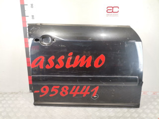 дверь передняя правая Audi A2 8Z 2004, 1.4 л., МКПП, хетчбэк 5 дв., 8Z0831052A