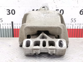 подушка крепления КПП Skoda Octavia 1 поколение (A4) 1999, 1.6 л., МКПП, универсал, 1J0199555AK