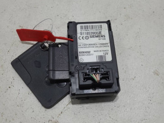 замок зажигания Renault Scenic 2 поколение [рестайлинг] 2007, 1.9 л., DCi, F9Q 816, дизель, 6МКПП, серебристый, минивэн, передний привод, 8200125077