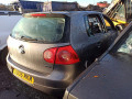 форсунка Volkswagen Golf 5 поколение 2006, 1.9 л., МКПП, хетчбэк 5 дв., 038130073AG - фото №6