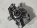 насос вакуумный Audi A3 8L 2000, 1.9 л., TDi, AGR, дизель, МКПП, черный, хетчбэк 3 дв., передний привод, 038145101B - фото №3