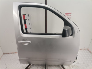 дверь передняя правая Nissan Pathfinder R51 2005, 2.5 л., МКПП, внедорожник 5 дв., 80100EB330