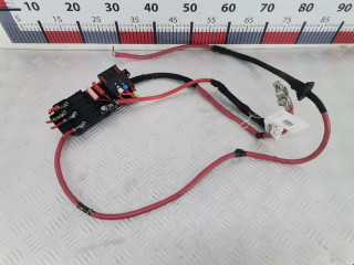 плюсовой провод аккумулятора Mercedes-Benz M-Класс W164 2006, 4.0 л., АКПП, внедорожник 5 дв., A1645402830