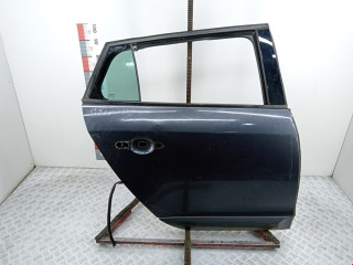 дверь задняя правая Renault Megane 3 поколение 2012, 1.5 л., МКПП, универсал, 821004555R