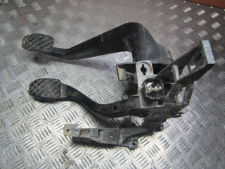 узел педальный (блок педалей) Audi A4 B7 2007, 2.0 л., МКПП, универсал, 8E1721117A