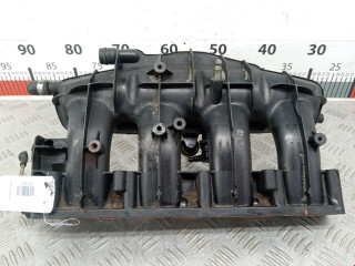 коллектор впускной Audi A4 B7 2006, 2.0 л., МКПП, седан, 06F133201P
