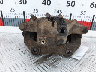 суппорт передний правый Audi A4 B5 1997, 1.6 л., МКПП, седан, 4400N9