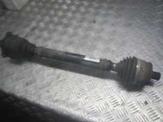 полуось передняя правая (приводной вал, ШРУС) Audi A4 B5 1996, 1.9 л., 8D0407272CL