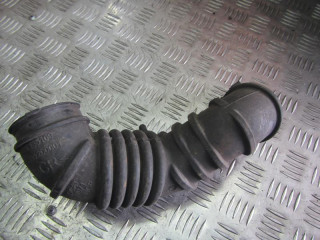 патрубок воздушного фильтра Mitsubishi Colt 6 поколение (Z20/Z30) 2006, 1.3 л., MN135109