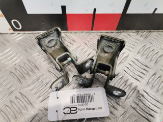 петля крышки багажника Peugeot 308 T7 2009, 1.4 л., МКПП, хетчбэк 5 дв., 8613E3