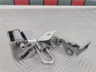 петля двери Audi A6 4B/C5 2000, 1.9 л., АКПП, универсал, 4B0833401B