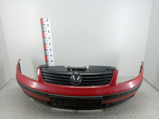 бампер передний Volkswagen Passat B5 2000, 1.9 л., МКПП, универсал, 3B0807217