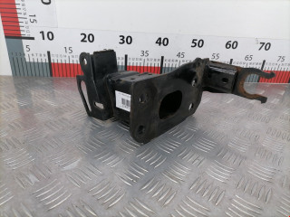 кронштейн переднего бампера Audi Q7 4L 2007, 3.0 л., АКПП, внедорожник 5 дв.