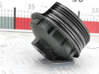 крышка масляного стакана Mitsubishi Outlander 2 поколение 2007, 2.0 л., МКПП, внедорожник 5 дв., MN980123