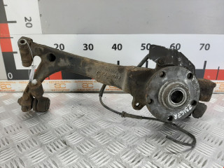 ступица передняя правая Volkswagen Passat B5 1998, 1.6 л., МКПП, седан, 8D0407258AL